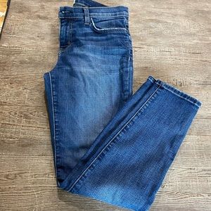 Current Elliot Size 29